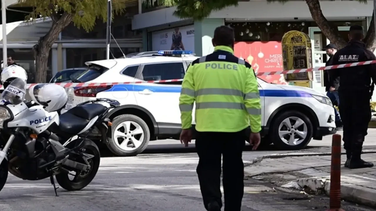 Para için babasının cansız bedenini senelerce dondurucuda sakladı! 