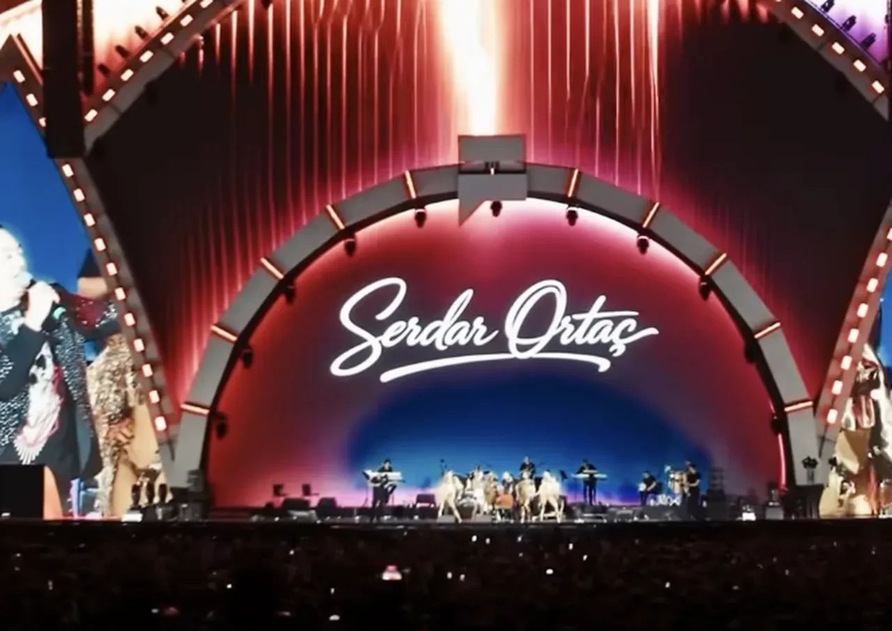 Serdar Ortaç Saygı konserini kim yaptı? Saygı konseri nerede yapıldı? Konsere katılan sanatçılar