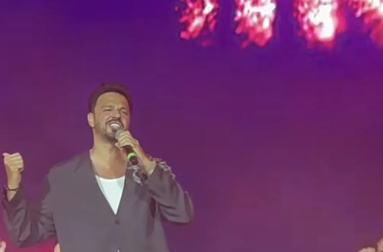 Serdar Ortaç Saygı konserini kim yaptı? Saygı konseri nerede yapıldı? Konsere katılan sanatçılar