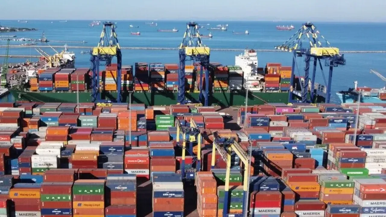 Ticaret Bakanlığı duyurdu! Türk lirasıyla dış ticaret 7 ayda 900 milyar lirayı aştı