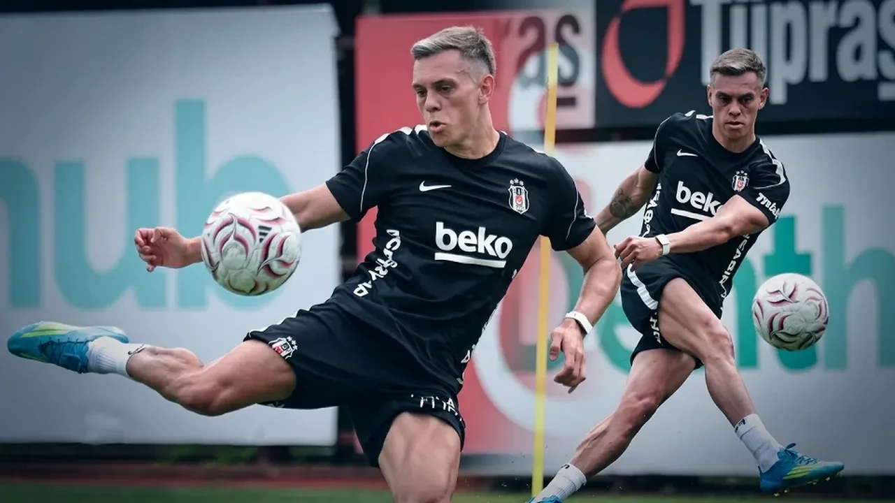 Vincenzo Italiano'dan Trossard açıklaması! Hradec Kralove maçında oynayacak mı?