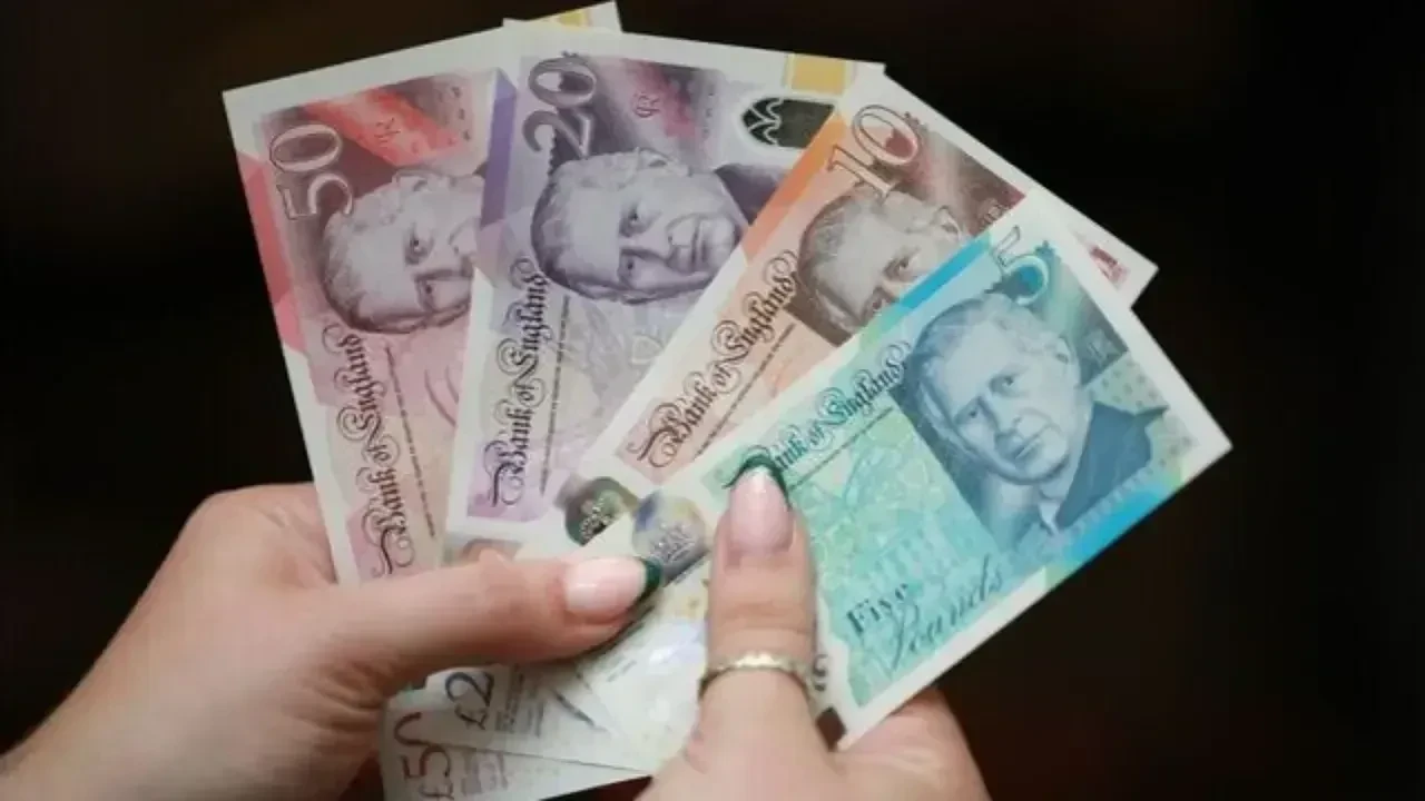 Sterlin ne kadar?