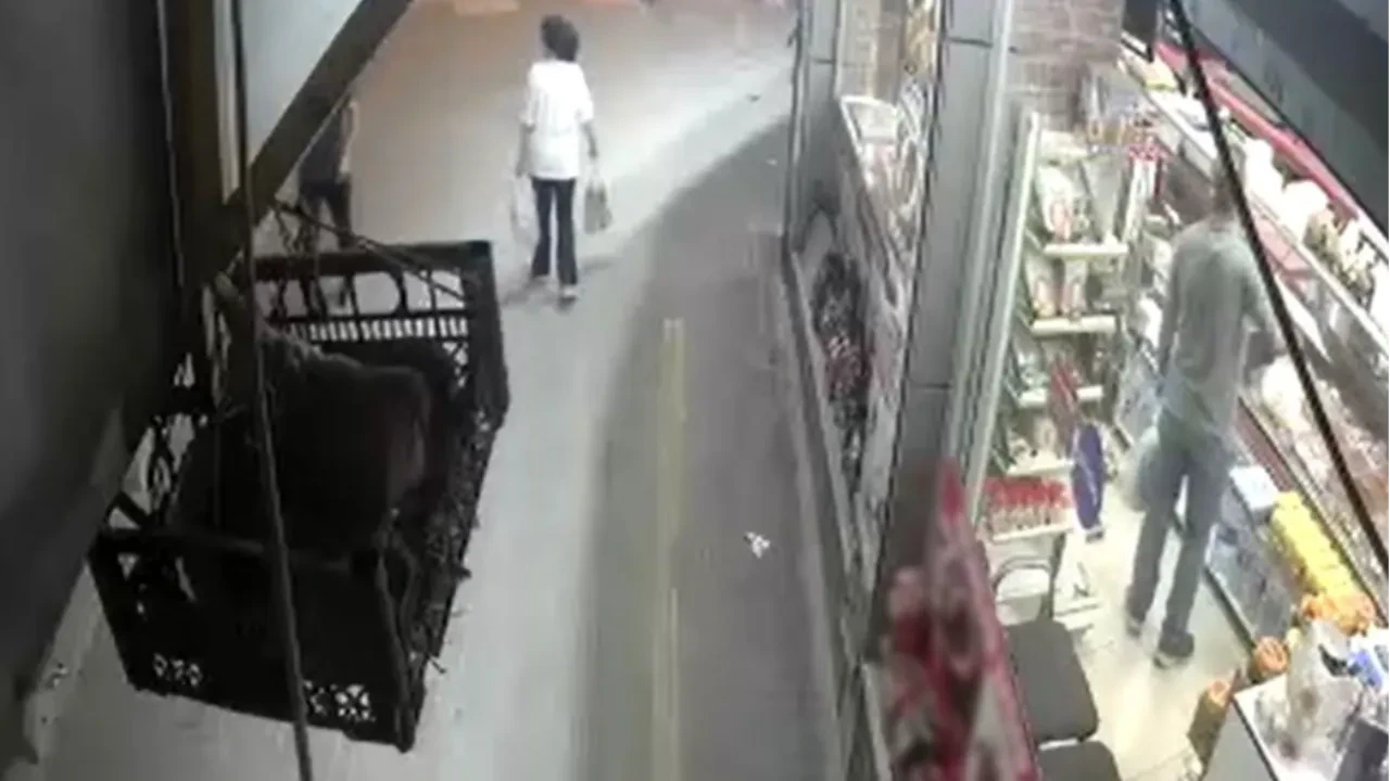Bahçelievler’de binanın çökme anlarındaki panik kamerada