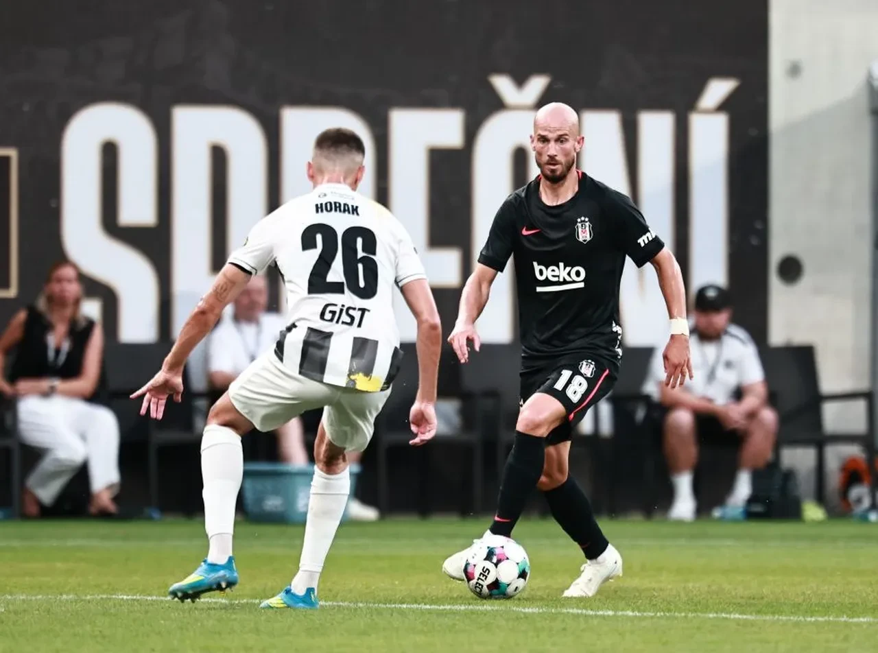 Beşiktaş, Çekya deplasmanından zaferle döndü! Siyah-beyazlılardan 1-0'lık galibiyet