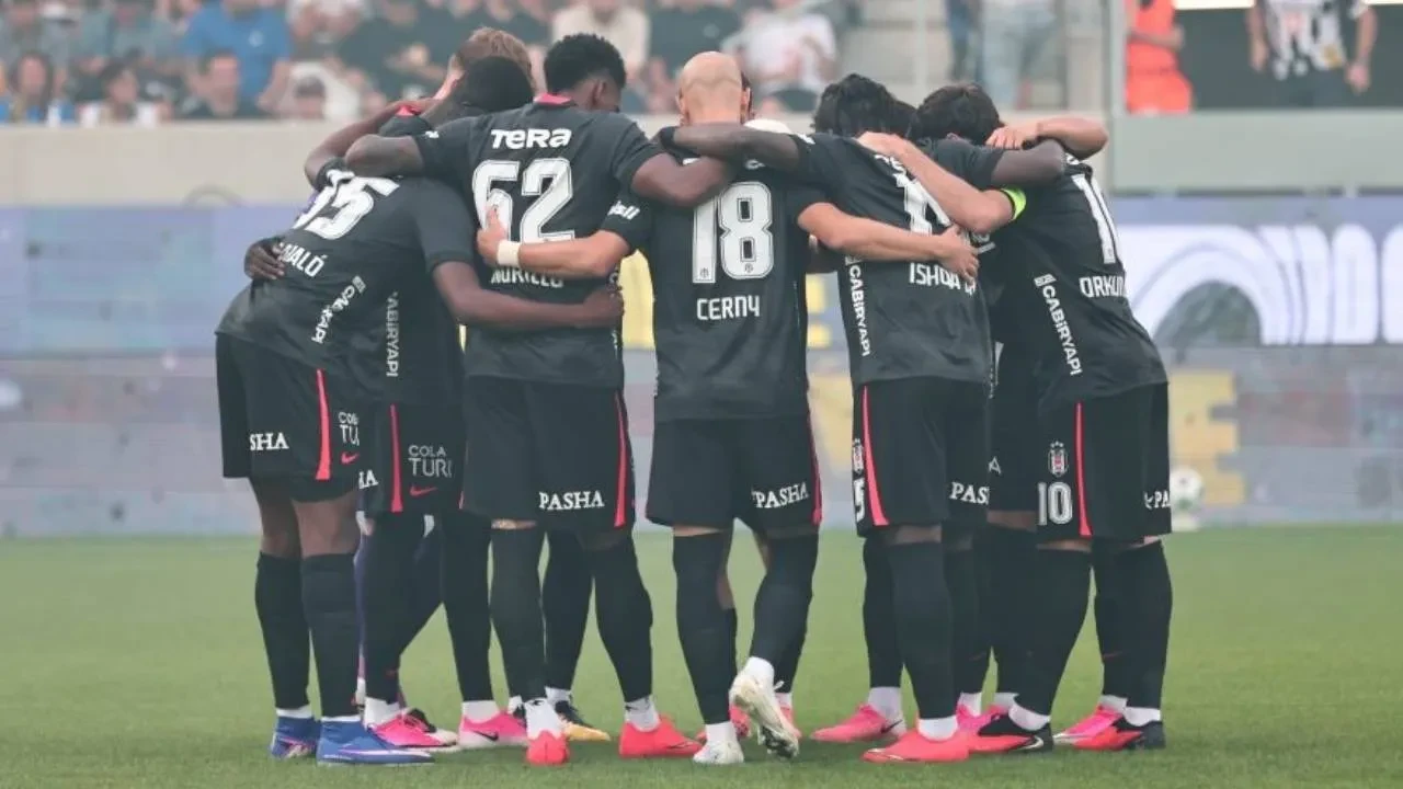 Beşiktaş, Çekya deplasmanından zaferle döndü! Siyah-beyazlılardan 1-0'lık galibiyet