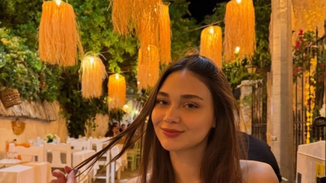 Daha 17’in Sıla’sı Ezgi Dalgıç’ın aynı projede olmak istediği oyuncular! ! Listede yok yok