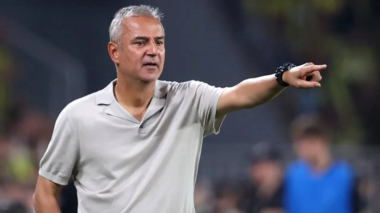 Fenerbahçe'de İsmail Kartal, Sturm Graz galibiyetini değerlendirdi! "3 ya da 4 olabilirdi"