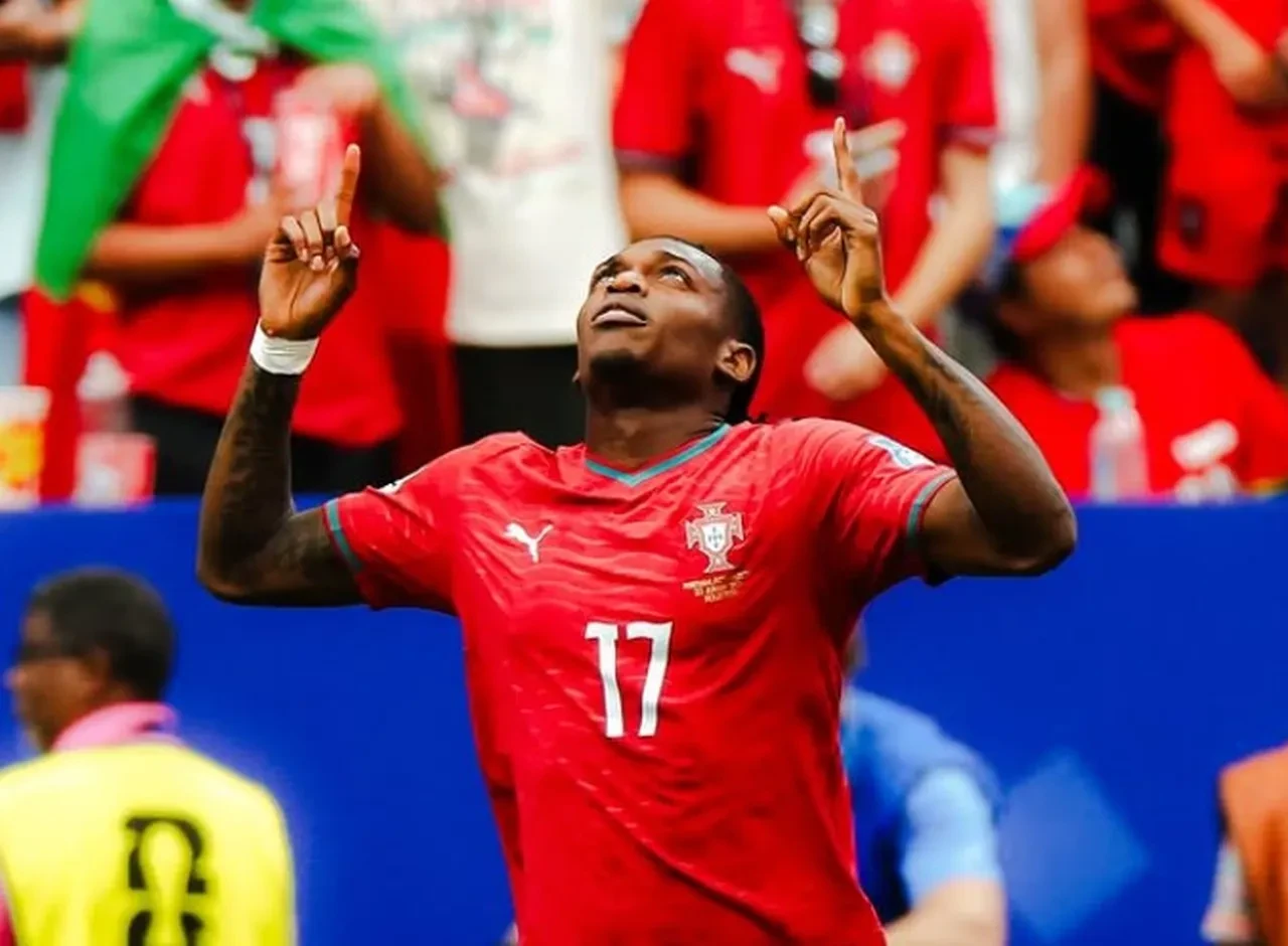 Galatasaray, Rafael Leao transferine çok yakın! Büyük ölçüde anlaşma sağlandı