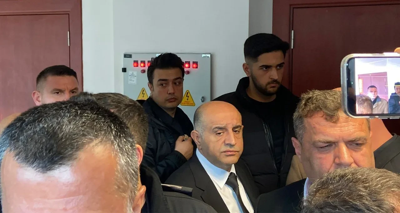 Görevden alınan Avcılar Belediye Başkanı Utku Caner Çaykara hakkında tahliye kararı