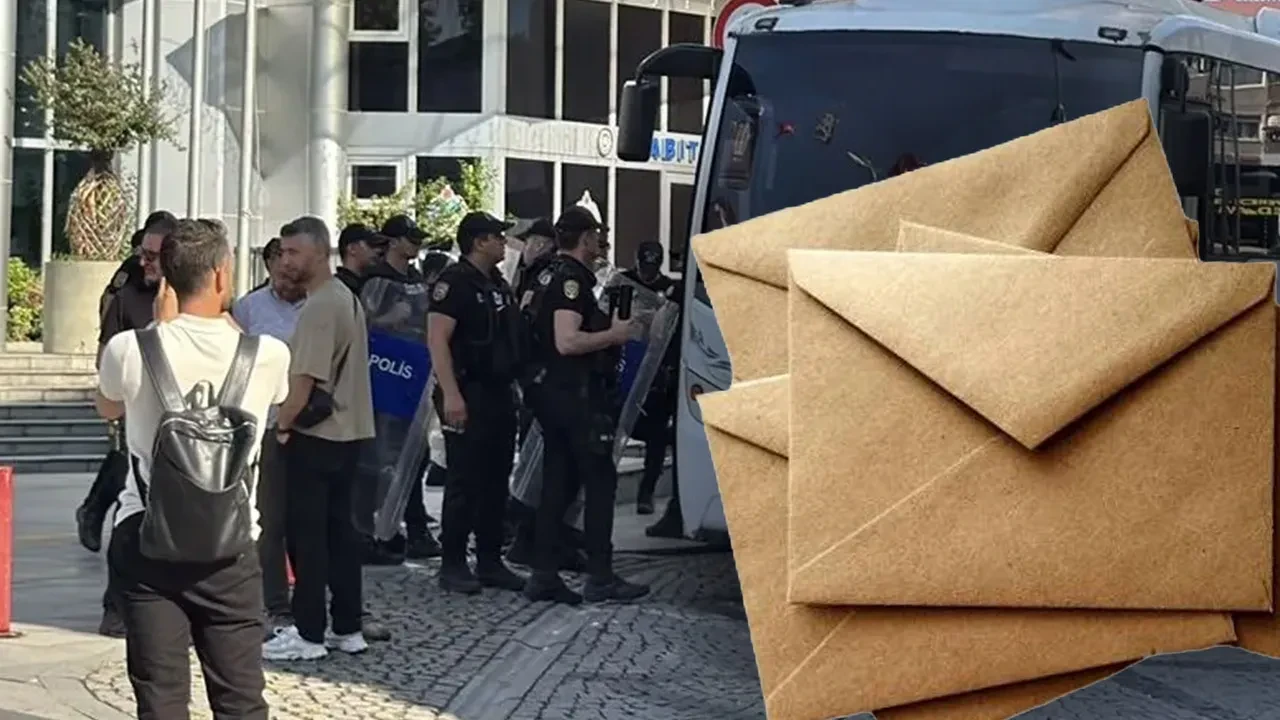 İzmit Belediyesine operasyondan yeni görüntüler! Para dolu zarfı gizleme çabaları ortaya çıktı