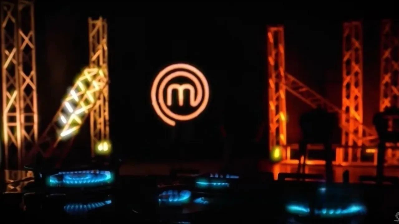 MasterChef 2026’da Şadi’nin “Buradan birilerini göndersek” sözü ortalığı karıştırdı! Şiringül’den ironik tepki