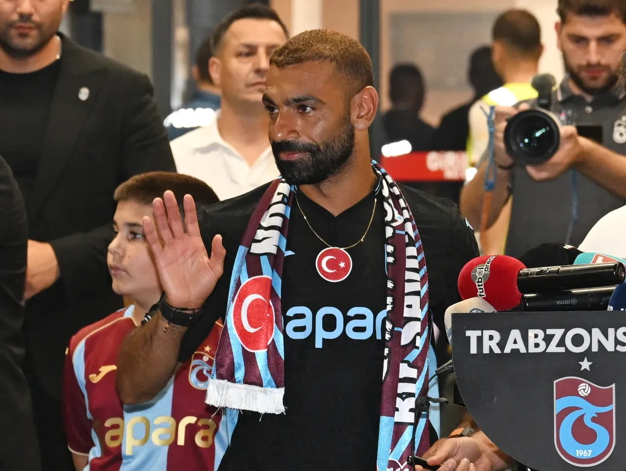 Mohamed Salah geldiği gibi kasayı doldurdu! Trabzonspor'da kombine satışları patladı, Passolig'in sitesi kilitlendi