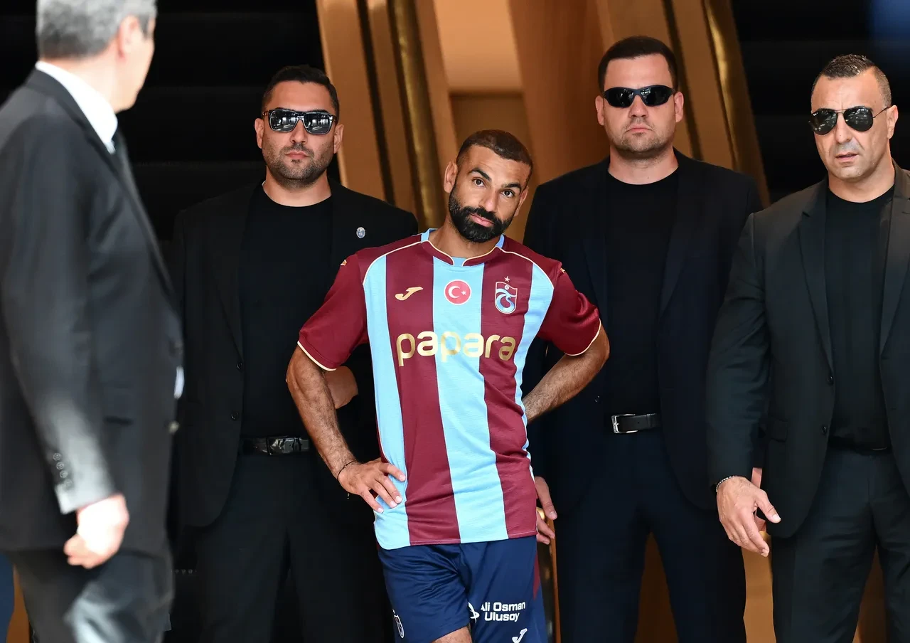 Mohamed Salah geldiği gibi kasayı doldurdu! Trabzonspor'da kombine satışları patladı, Passolig'in sitesi kilitlendi