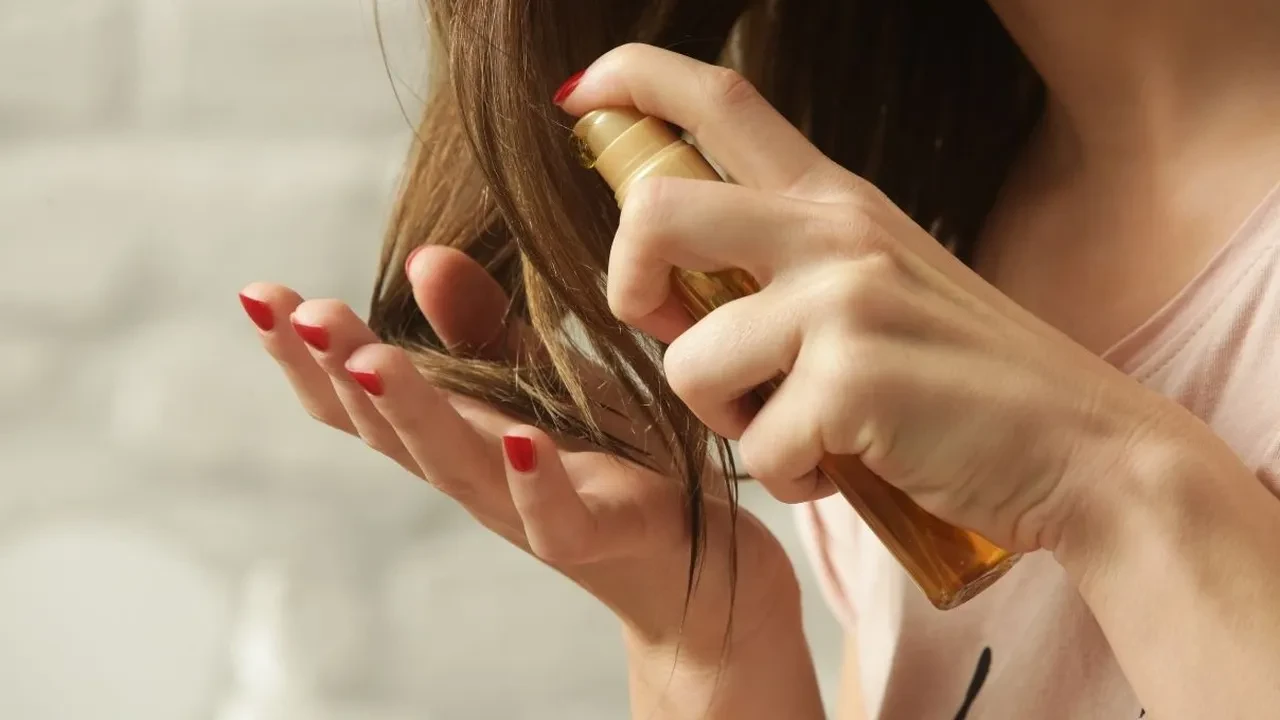 Tiktok'ta viral olan saç bakımı: Abbey Yung Method nedir? Abbey Yung Method gerçekten işe yarıyor mu?