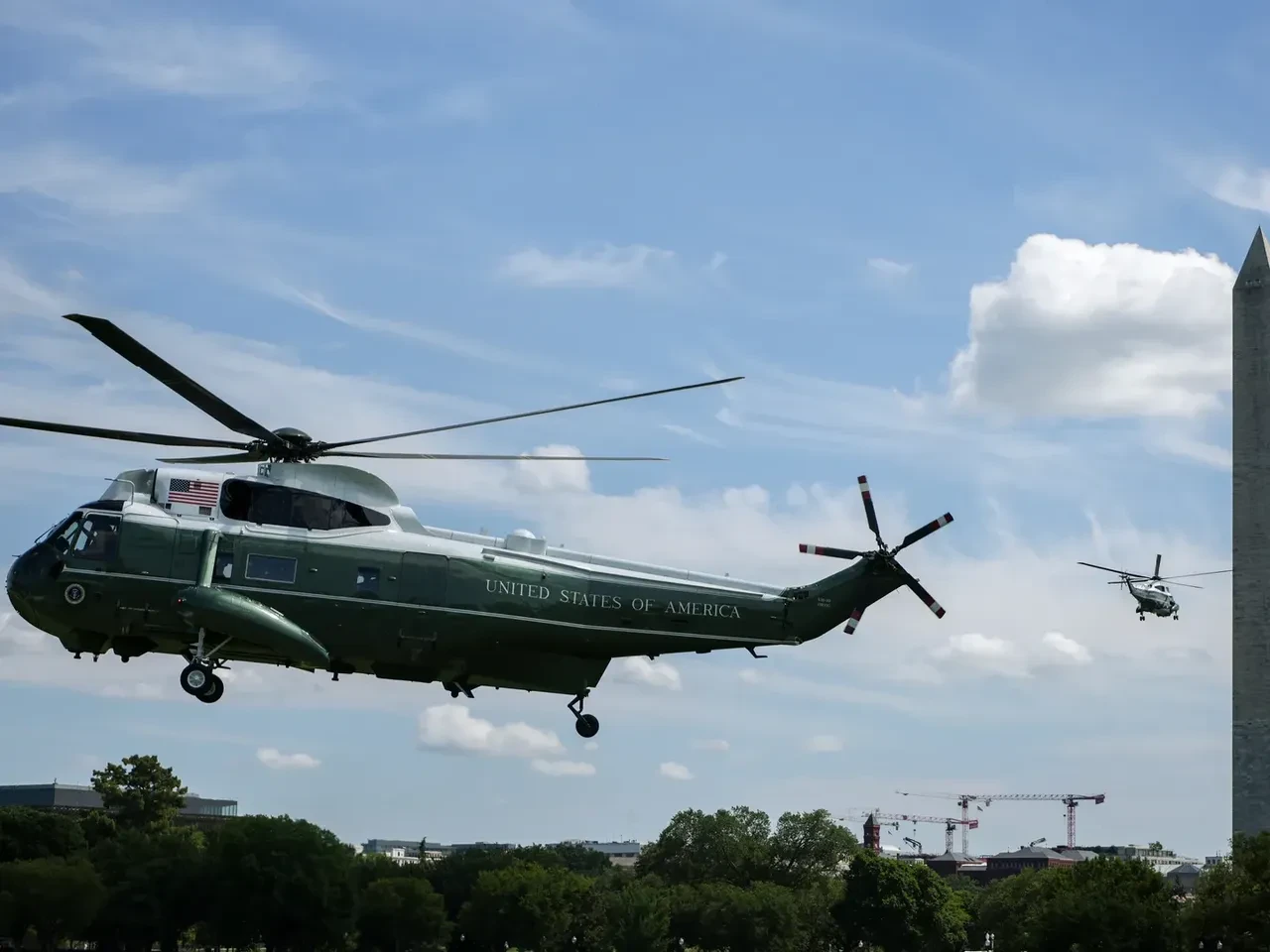 Trump'ın helikopteri kuleyle iletişim kuramadı! Havada facianın eşiğinden dönüldü