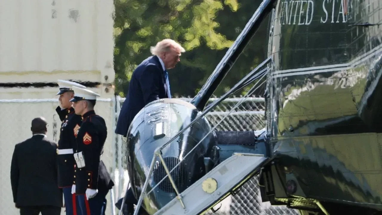 Trump'ın helikopteri kuleyle iletişim kuramadı! Havada facianın eşiğinden dönüldü