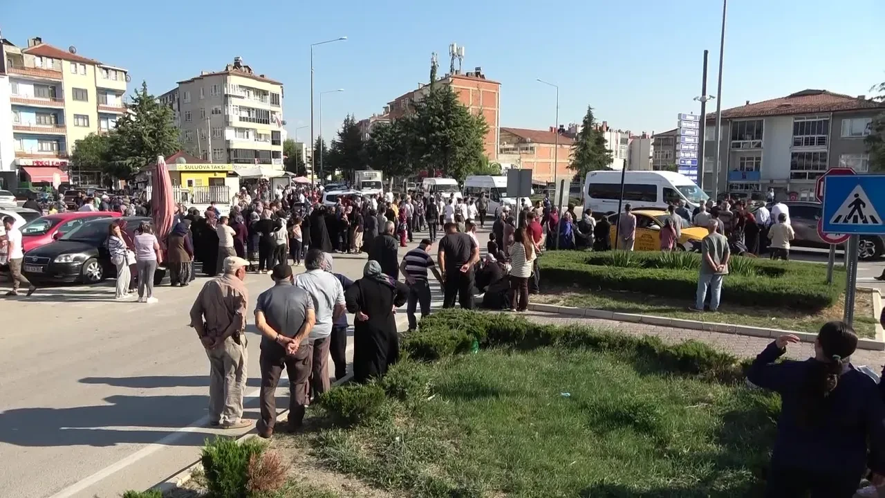 Verim çok olunca bedava dağıttı! 6 ton ürün 10 dakikada tükendi