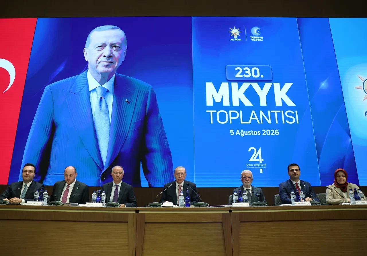 AK Parti 81 ilde sahaya iniyor! Cumhurbaşkanı Erdoğan teşkilata talimat verdi