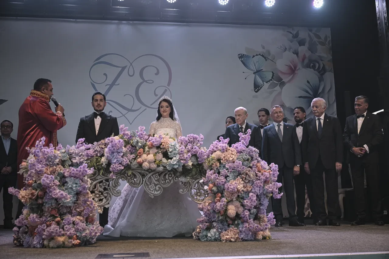 Devlet Bahçeli nikah şahidi oldu