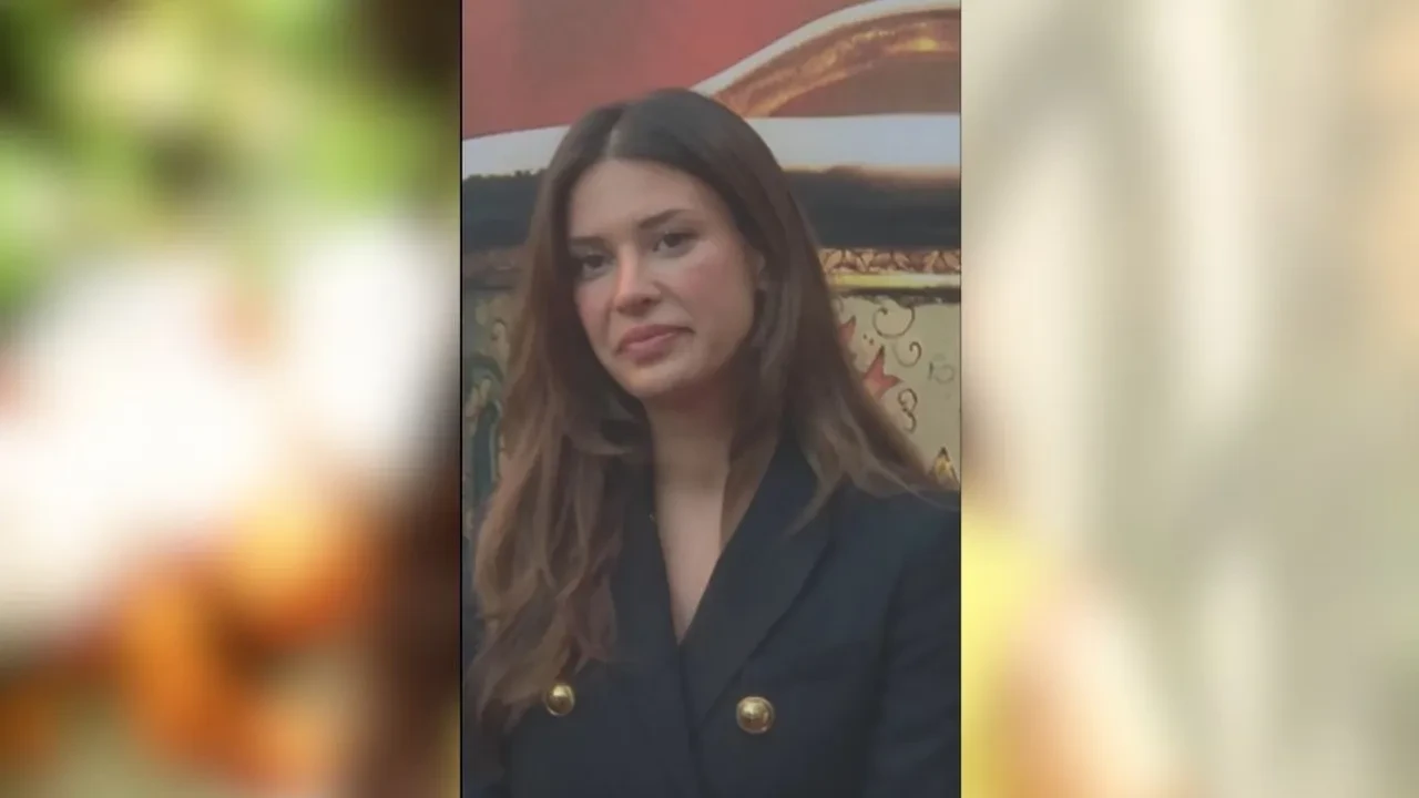 Devrim Özkan babaannesini kaybetti! Aşk Tesadüfleri Severken 3’ün setine veda ederken acı haberle sarsıldı!