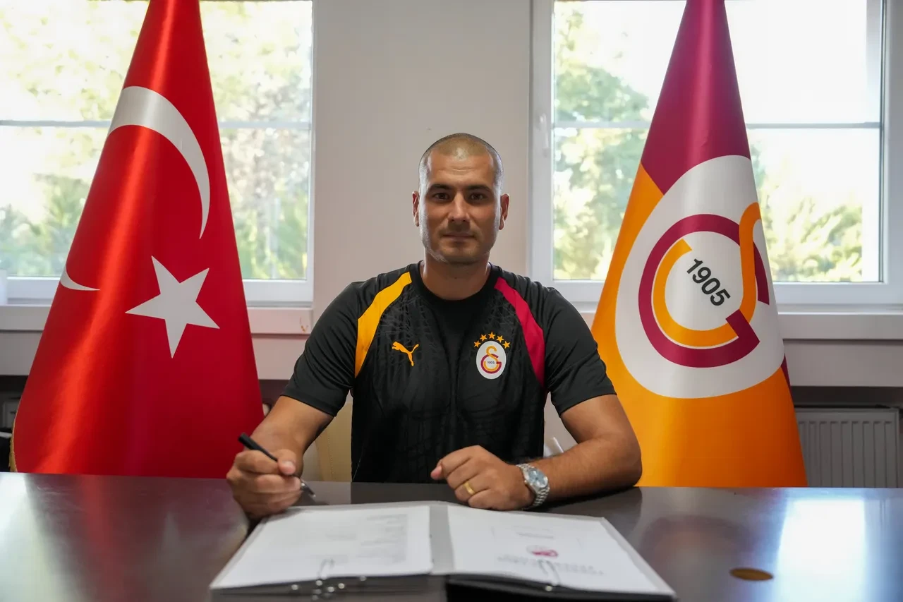Eren Derdiyok Galatasaray'a geri döndü! Sarı-kırmızılı kulüp resmen açıkladı