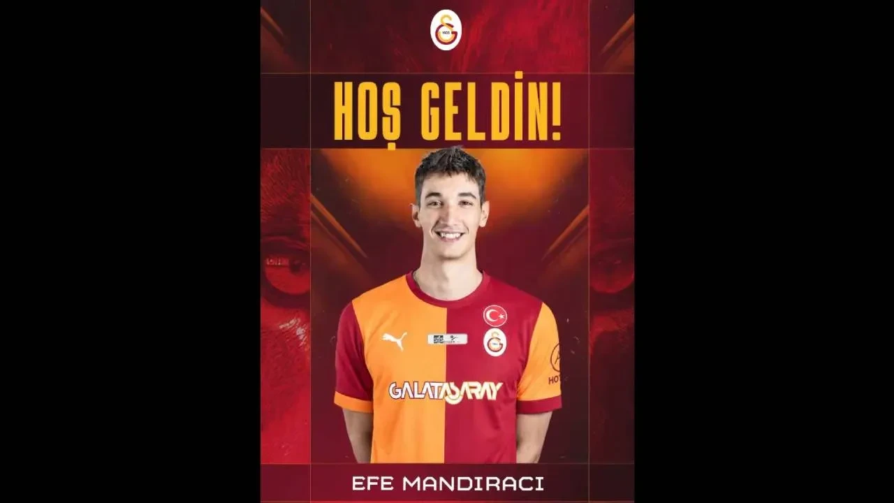 Galatasaray milli oyuncuyu transfer etti! RAMS Park tribünlerinde fotoğrafıyla gündem olmuştu