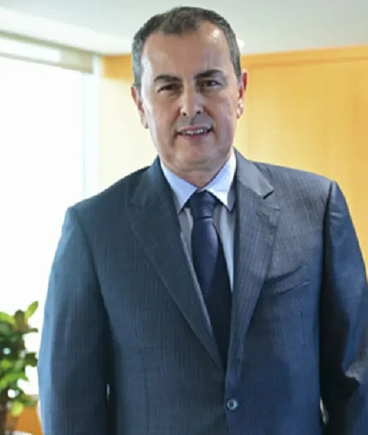 İş Bankası Grubu'nda üst düzey görev değişimi: Hakan Aran Şişecam'a, Cahit Çınar genel müdürlüğe atandı