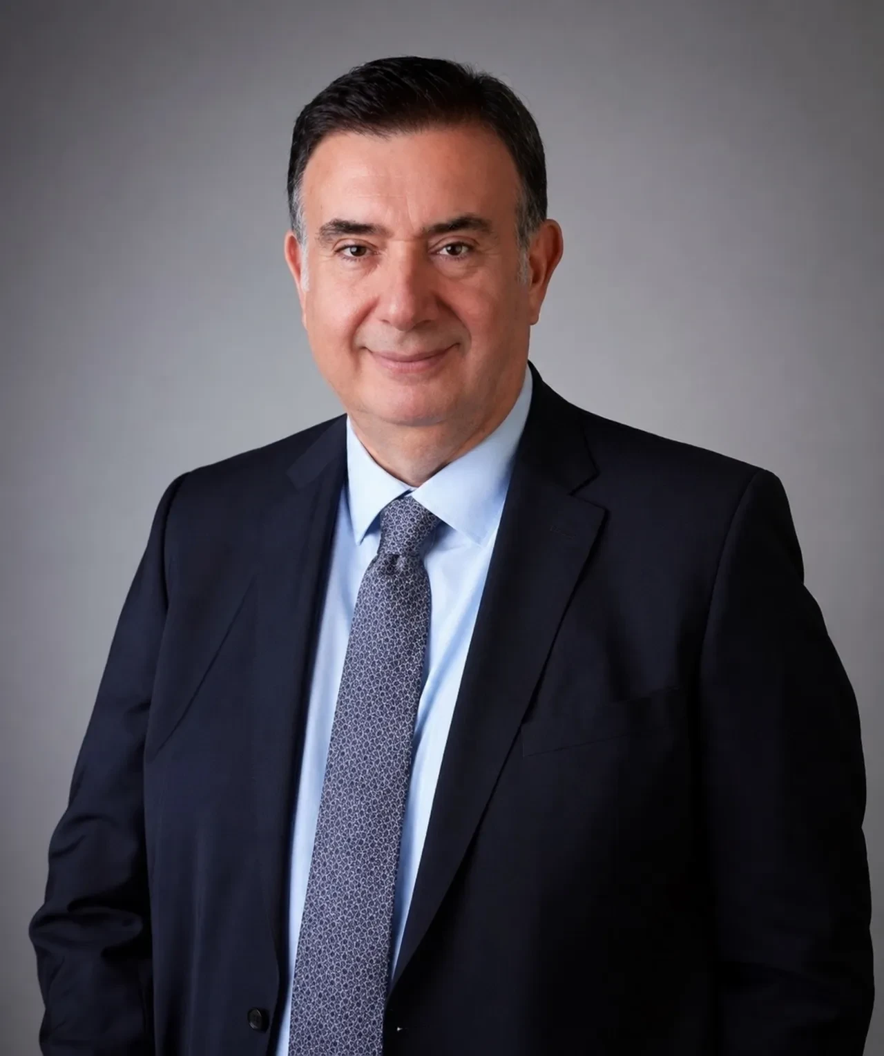 İş Bankası Grubu'nda üst düzey görev değişimi: Hakan Aran Şişecam'a, Cahit Çınar genel müdürlüğe atandı