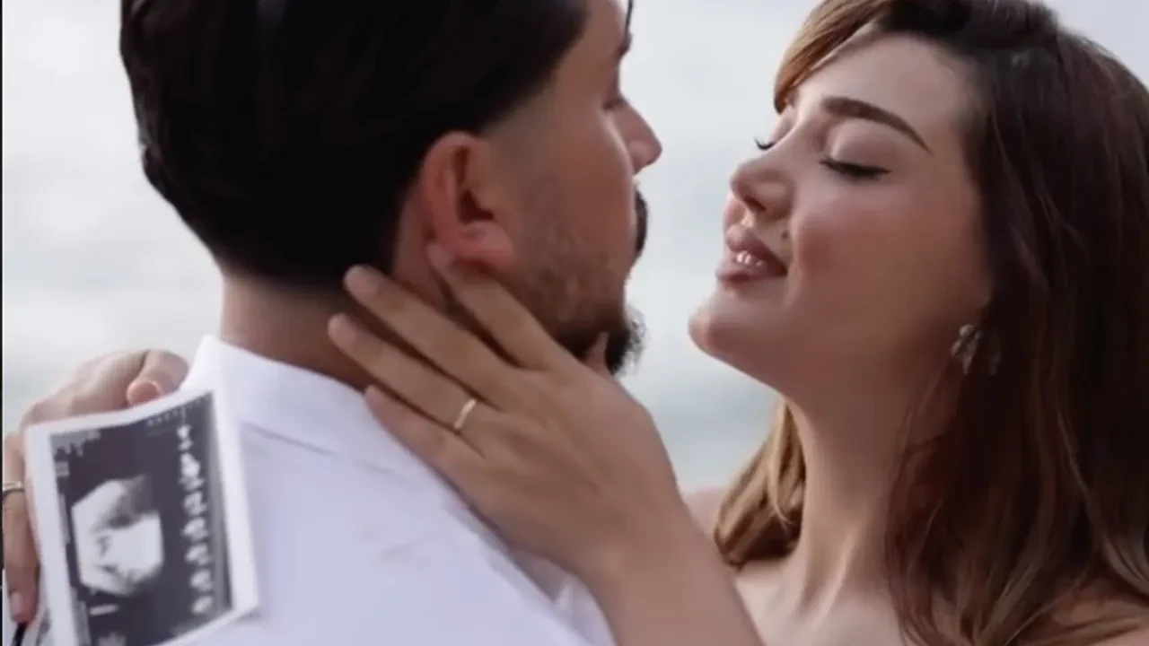 Kısmetse Olur Buse Ünlü ve Mert İndere'den duygulandıran bebek haberi! Sosyal medyada tebrik mesajları yağdı