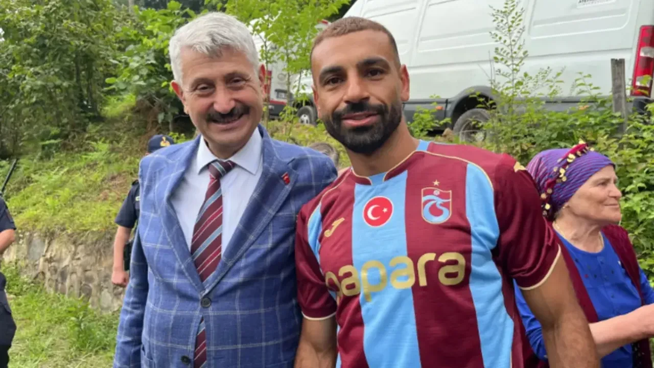 Salah'ı şaşırtan anlar! Belediye başkanından beklenmedik teklif