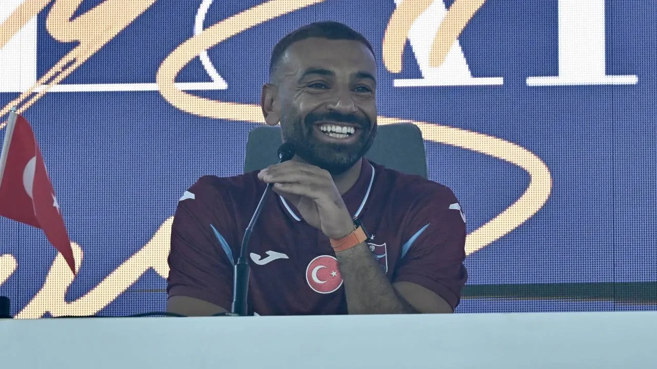 Salah'ın Trabzonspor'dan alacaklarına haciz mi konuldu? Çarpıcı iddiayla ilgili Trabzonspor'dan açıklama