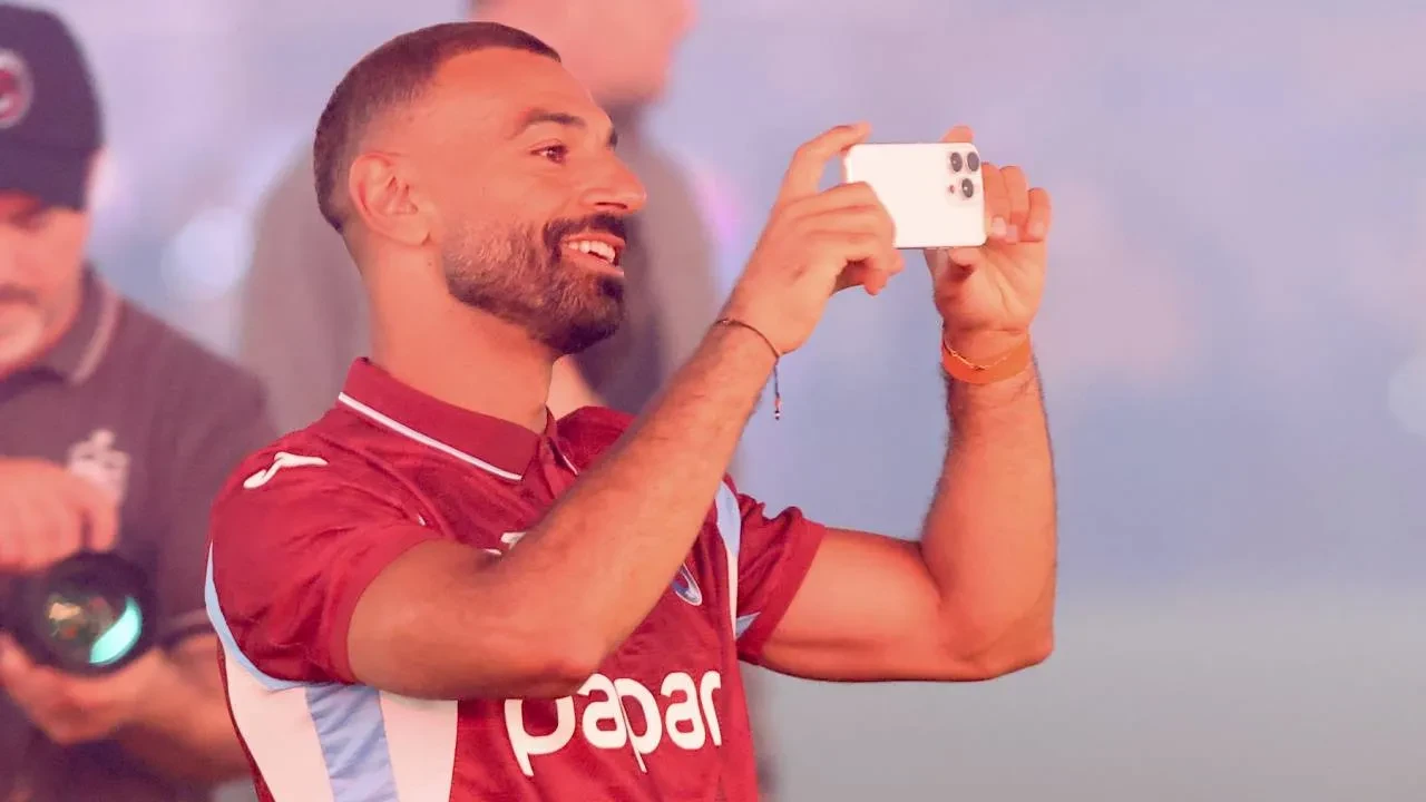 Salah'ın Trabzonspor'dan alacaklarına haciz mi konuldu? Çarpıcı iddiayla ilgili Trabzonspor'dan açıklama