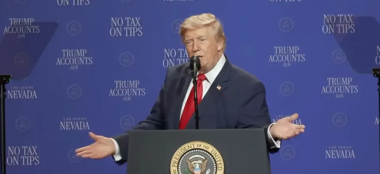 Trump'tan elektrikli araç sahiplerini kızdıracak sözler: "Onlarda hastalık var!"