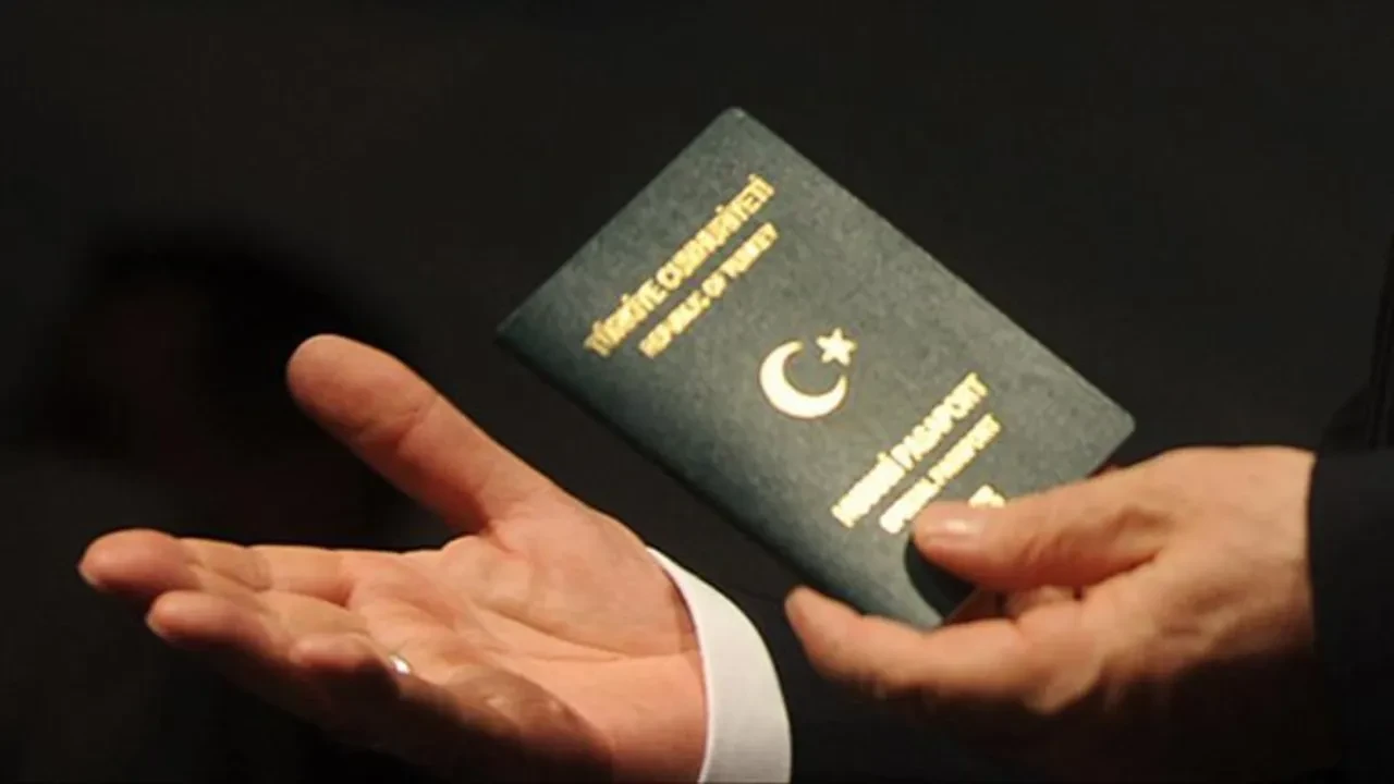 Vize alacaklar dikkat! Garantili vize tuzağına bakanlıktan ağır darbe!