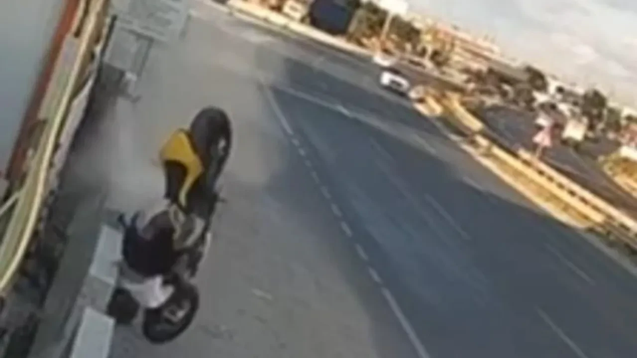 Yeni aldığı motosiklet sonu oldu: 22 yaşındaki genç hayatını kaybetti