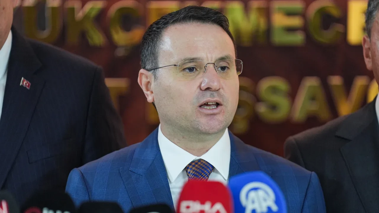 Adalet Bakanı Akın Gürlek ve İçişleri Bakanı Mustafa Çiftçi'den çetelerle mücadele açıklaması: Asla meydanı boş sanmayın devlet burada