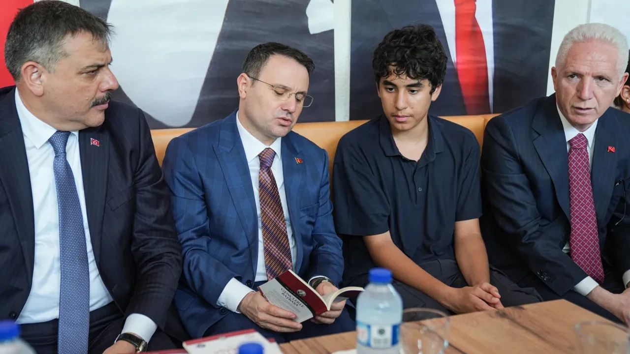 Adalet Bakanı Akın Gürlek ve İçişleri Bakanı Mustafa Çiftçi'den çetelerle mücadele açıklaması: Asla meydanı boş sanmayın devlet burada