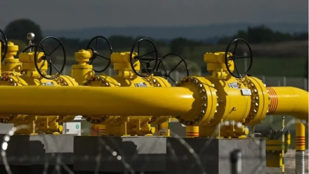 Avrupa'da doğal gaz alarmı: Depolarda tarihi düşüş