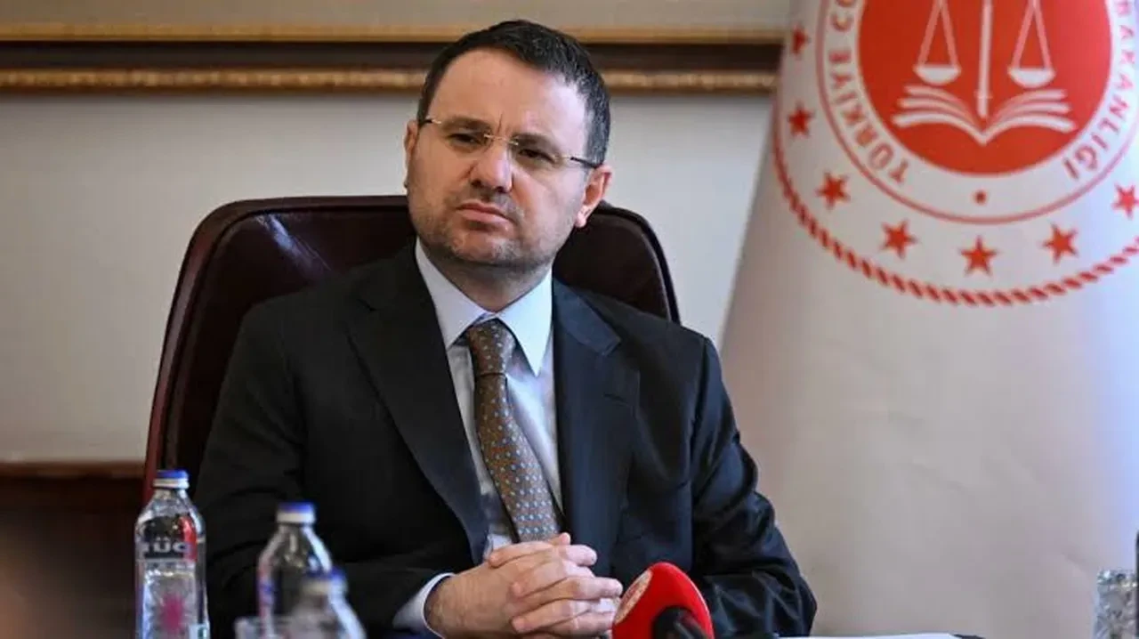 Bakan Gürlek duyurdu: İntihar süsü verilmiş iki çocuğun ölümü cinayet çıktı
