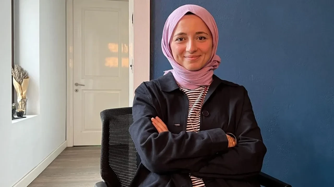 Büşra Kayıkçı kimdir? Büşra Kayıkçı kaç yaşında? Büşra Kayıkçı mesleği nedir?