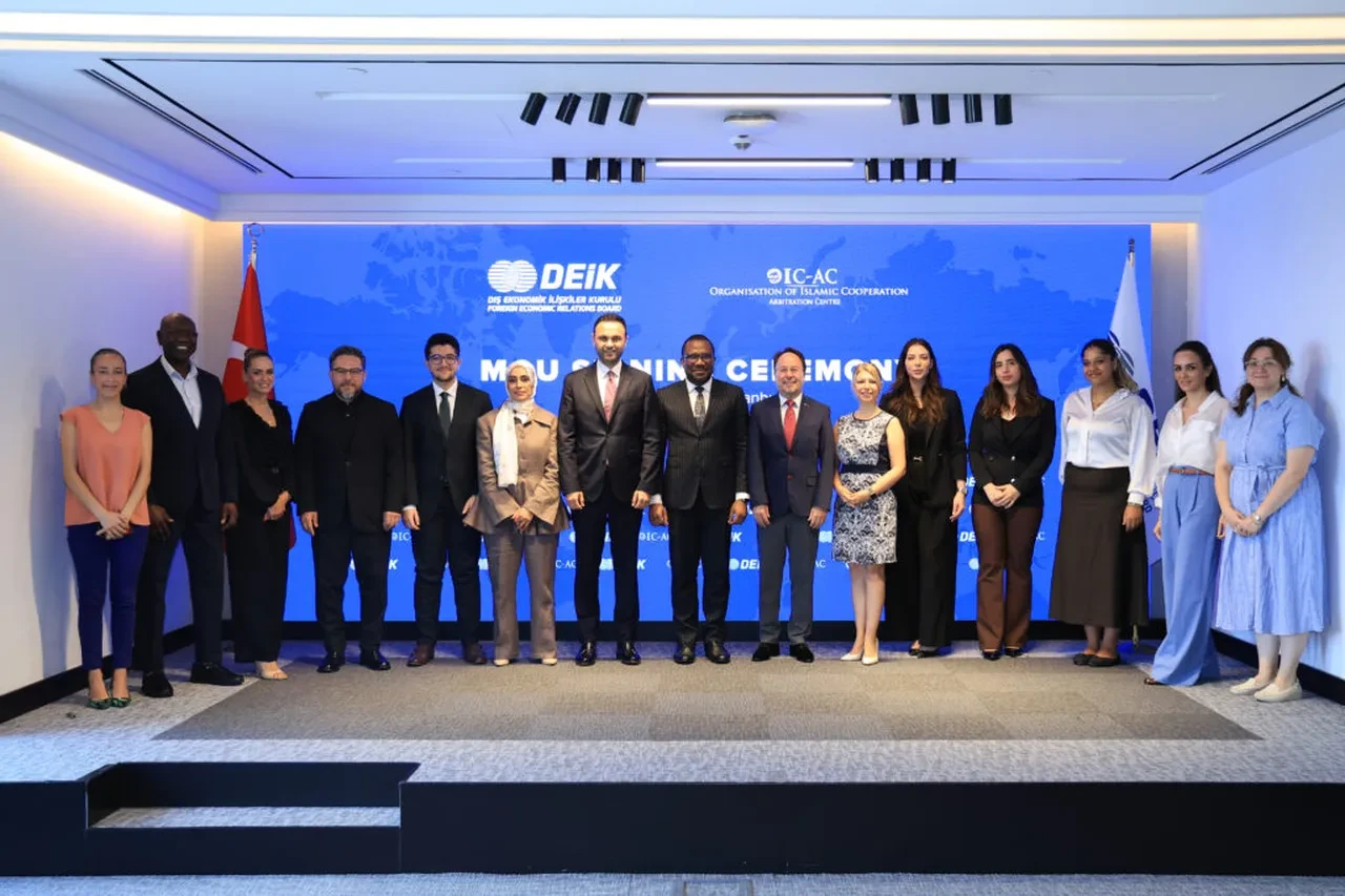 DEİK ile İslam İşbirliği Teşkilatı Tahkim Merkezi arasında işbirliği mutabakat zaptı imzalandı