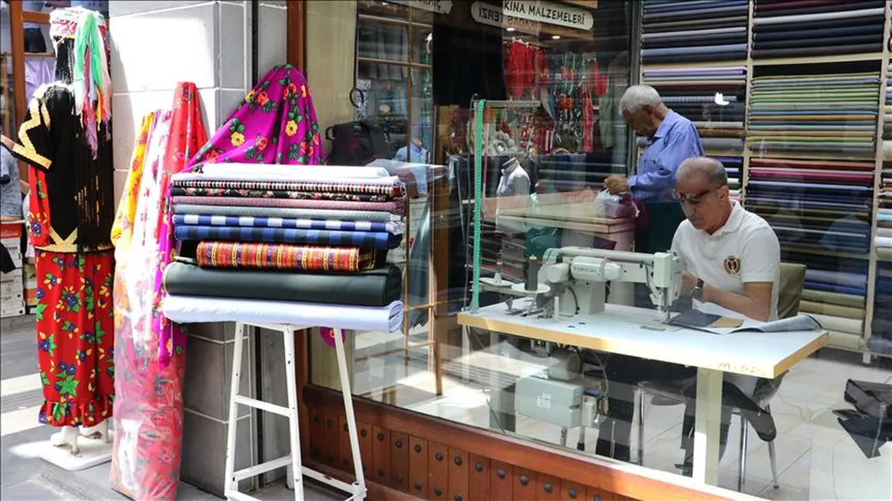 Esnafa dev finansman: 6 ayda 74,8 milyar liralık destek