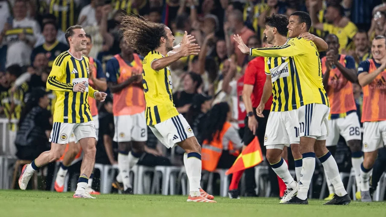 Fenerbahçe, Sturm Graz hazırlıklarını sürdürdü