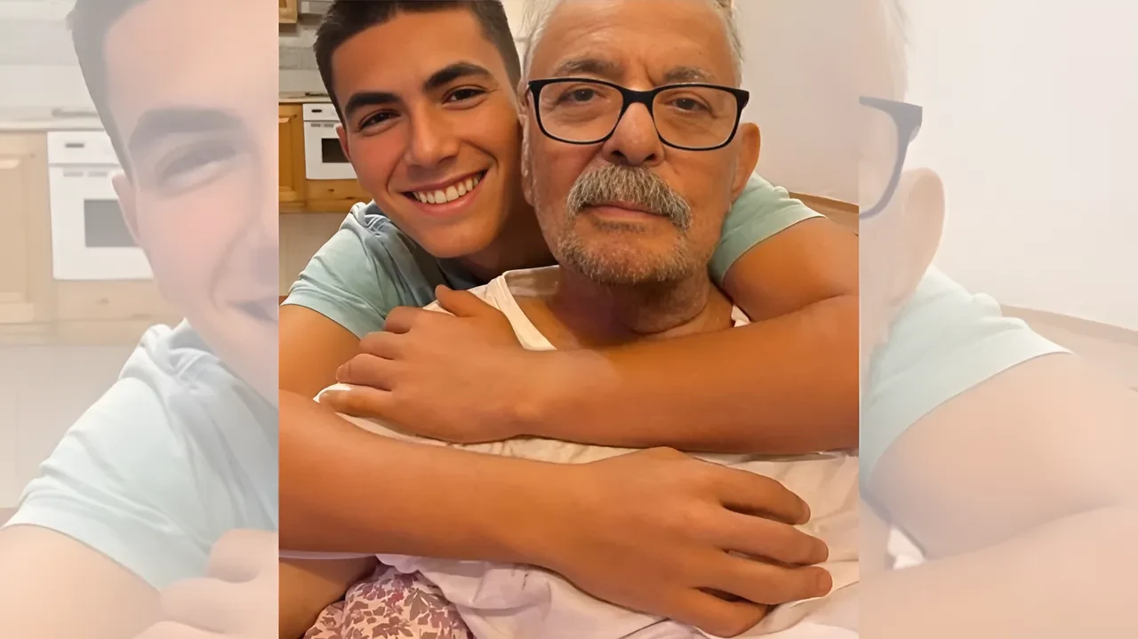 Ferdi Tayfur'un torunu Efe'den şaşırtan performans! Sesiyle hayran bıraktı