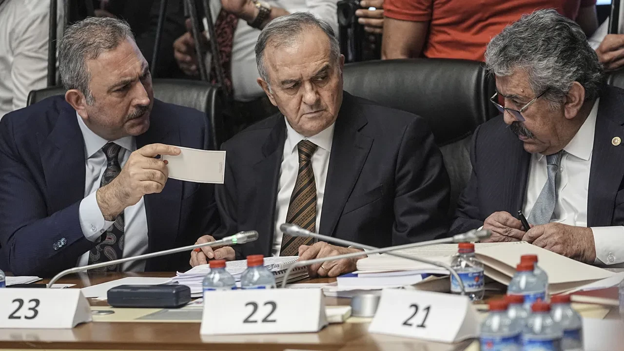 Terörsüz Türkiye süreciyle ilgili yasa teklifi Adalet Komisyonundan geçti