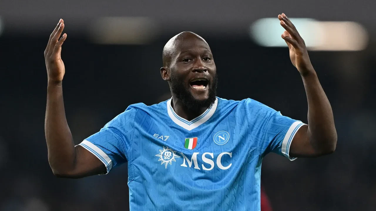 Trabzonspor'a sıcak bakmadı, Fenerbahçe'ye çok yakın! Romelu Lukaku 10 milyon euro istiyor