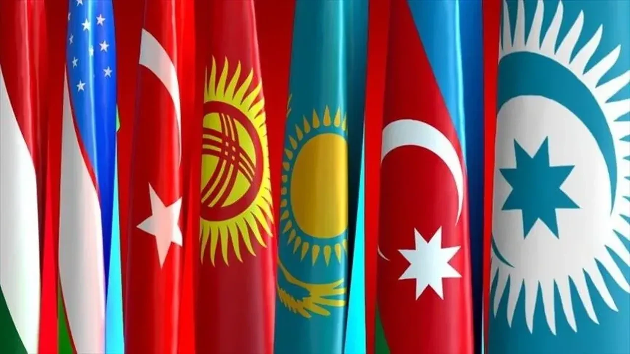 Türk Dünyası küresel güçlerin radarında! Buğra Bekir Işılak'tan çarpıcı analiz