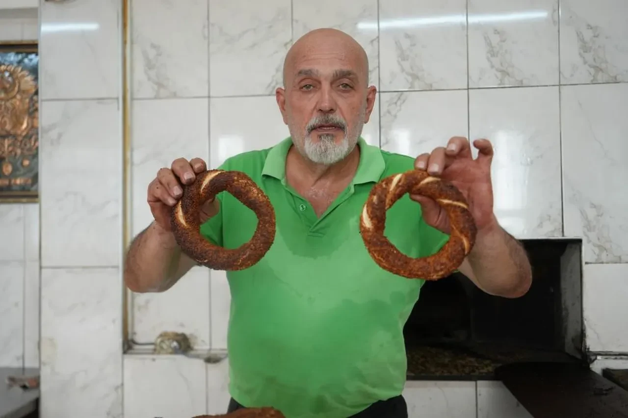 Türkiye'nin en iyi 8 simiti belli oldu! İzmitliler listeye itiraz etti