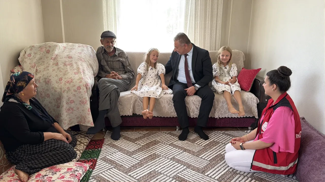 Türkiye'nin konuştuğu 34 yıl sonra ikiz kızları olan Doğan ailesine devlet el uzattı