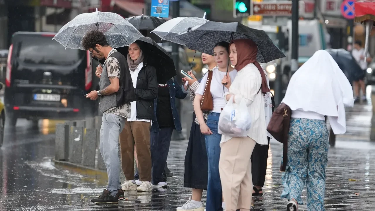 9 Ağustos 2026 hava durumu | Meteoroloji sarı kodla uyardı: İstanbul dahil 24 ilde sağanak var